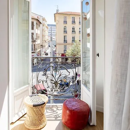 L33 Michelet 2bdr Balcony 15mins To Wifi Lejlighed Nice